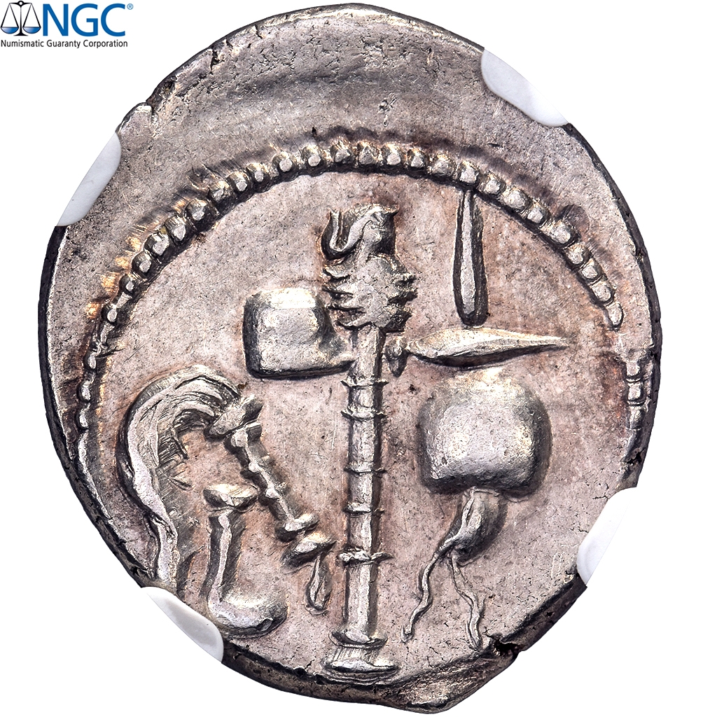 Julius Caesar, Denarius, 49-48 BC, Military mint, Silver, NGC, 